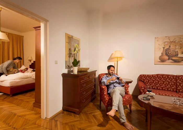 Hotel City Central Отель Вена