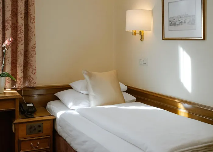 Hotel City Central 4* Viena